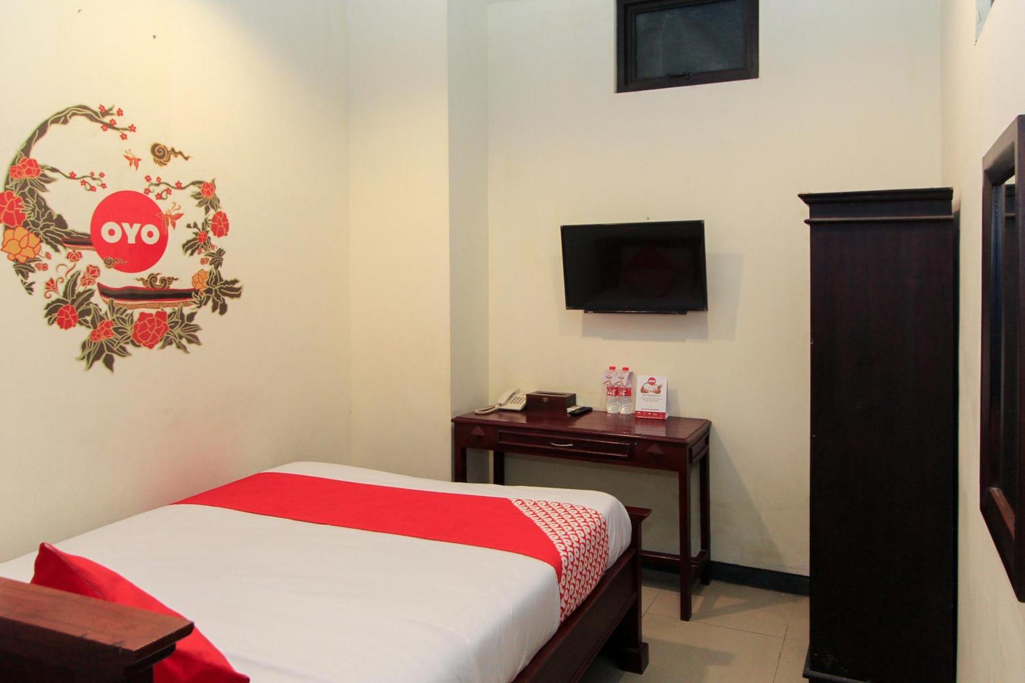 Hotel O Genteng Near Genteng Market Formerly Uno Hotel Sorabaya Extérieur photo