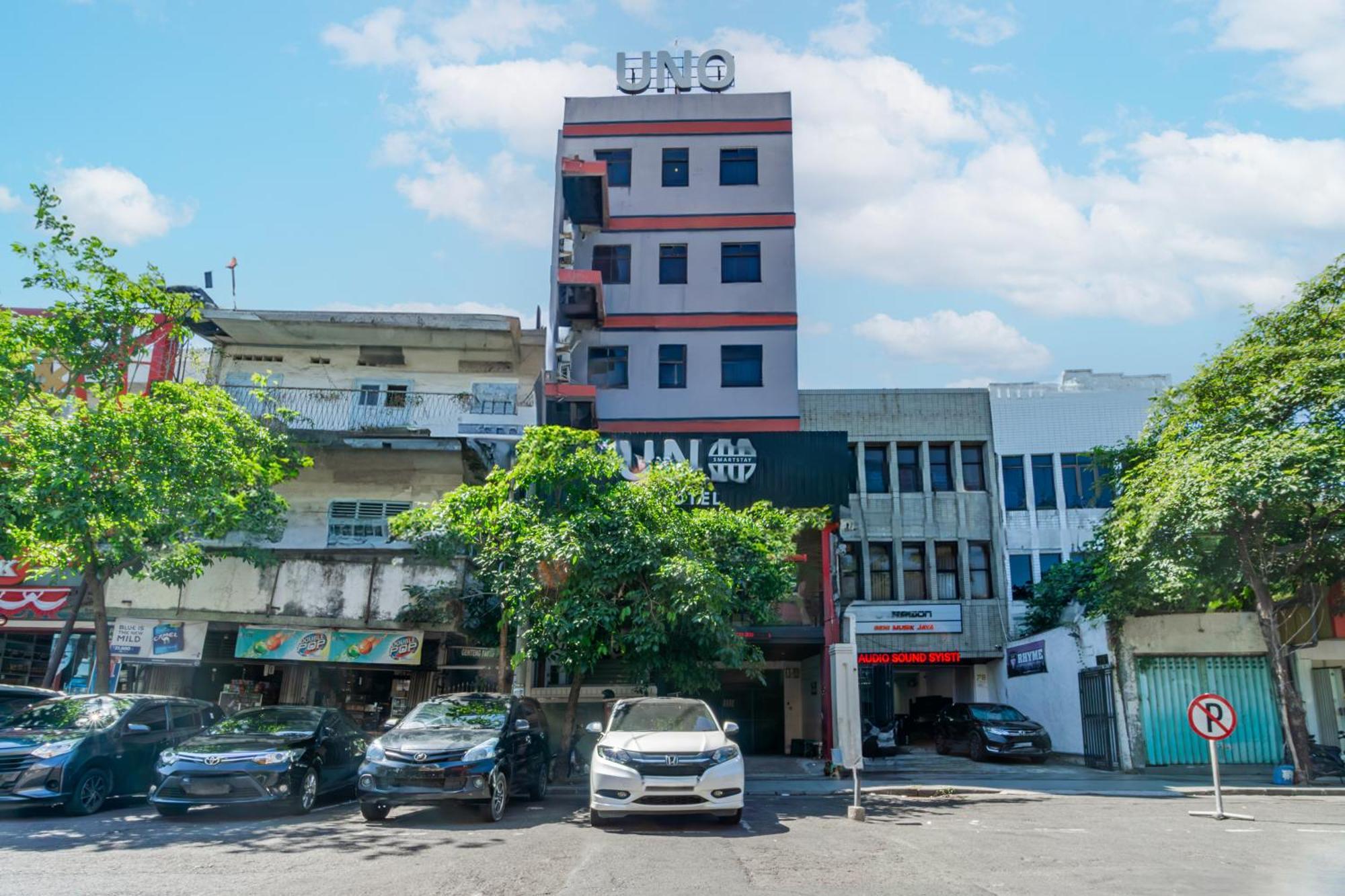 Hotel O Genteng Near Genteng Market Formerly Uno Hotel Sorabaya Extérieur photo